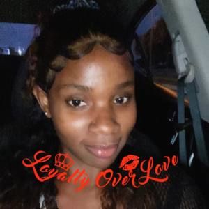 Meet your Posher, Shantivia